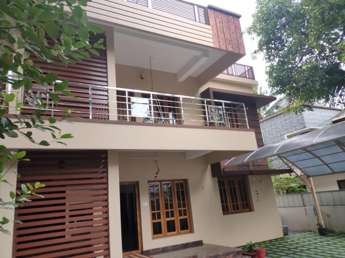 Keralan Homestay Alappuzha Exterior photo
